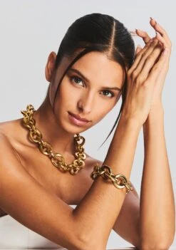 Brock Necklace -Retrofete Clothing Shop BrockBraceletGold OnModel 21ad73ef aa1d 483c b8b3 04dfdc89ab8f