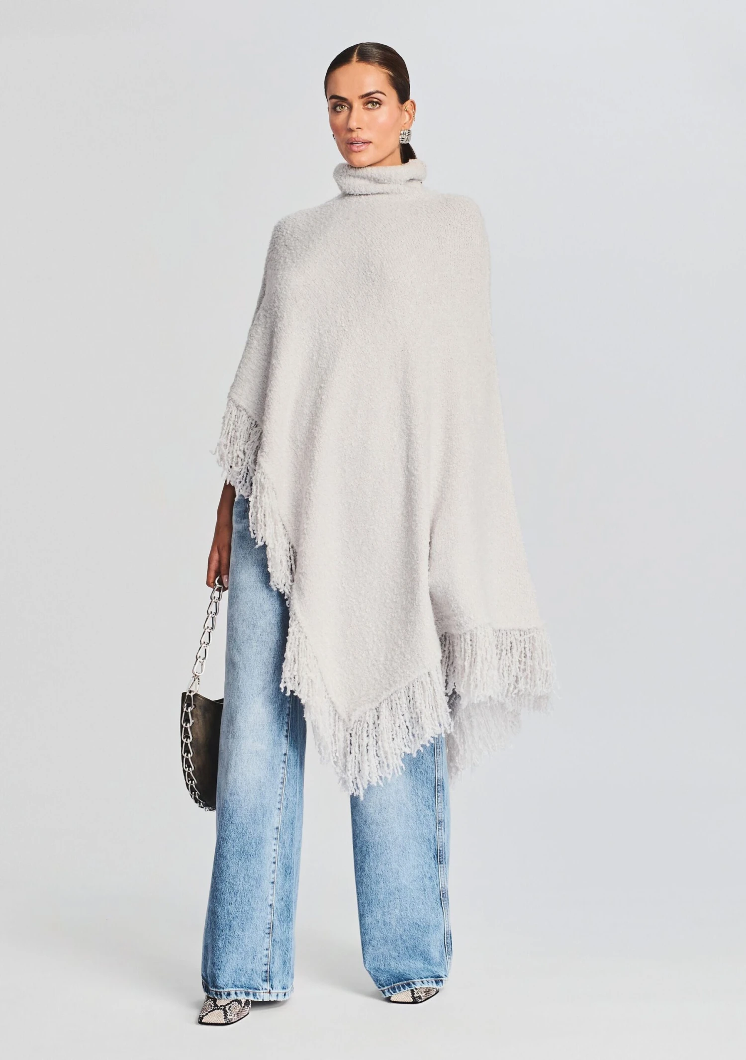 Frost Poncho 2 Frost Poncho - Image 2