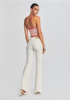 Moore Mid Rise Flare Jean -Retrofete Clothing Shop Ecommerce Crop 221115 Ecom SET1 SHOT 40 6501 091ecae4 e1b0 4b74 8f70 6c2d1d5892a8