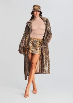 Steffan Leather Coat -Retrofete Clothing Shop Ecommerce Crop 23 07 18 SET1 Piper Sweater Steffan Coat Zelda Skirt Gloves 0034 ECOMM