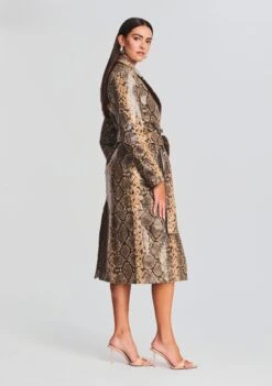 Steffan Leather Coat -Retrofete Clothing Shop Ecommerce Crop 23 07 18 SET1 Piper Sweater Steffan Coat Zelda Skirt Gloves 0152 ECOMM