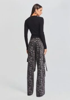 Geo Rib Knit Bodysuit -Retrofete Clothing Shop Ecommerce Crop 23 09 21 GEOBODYSUIT JANECARGOPANT GREYLEOPARD 568 ECOMM 04705684 cc4a 40a4 882a aa09f717714e