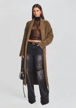 Margot Cuffed Boyfriend Jean -Retrofete Clothing Shop Ecommerce Crop 23 09 21 REEDCARDIGAN FORTGREENE MARGOTCUFFEDJEAN 1590 ECOMM bec45e24 70bd 412d bc83 d3cca675533b