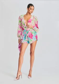 Alora Top -Retrofete Clothing Shop Ecommerce Crop 230221 Set2 SHOT 11 1819 eComm 0d2aa58e 4bc0 4f71 a414 500e81a26b7a