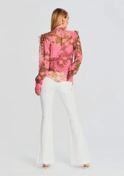 Pakhi Shirt -Retrofete Clothing Shop Ecommerce Crop 230419 Set2 Shot 11 1610 eComm