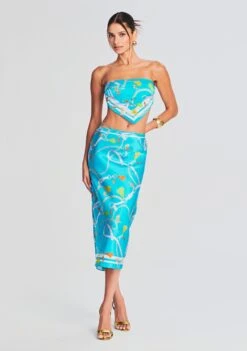 Natalia Silk Scarf Top -Retrofete Clothing Shop Ecommerce Crop 230510 Set2 SHOT 13 1639 eComm