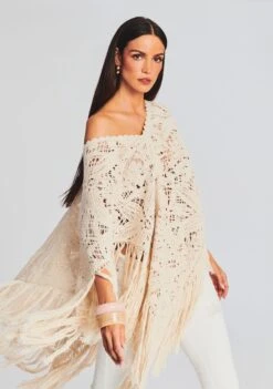 Goa Poncho 9 Goa Poncho -Retrofete Clothing Shop Ecommerce Crop 230516 SET2 SHOT 22 1842 eComm