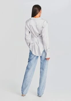 Pamela Silk Blouse -Retrofete Clothing Shop Ecommerce Crop 230718 SET2 DORALBRALETTE PAMELABLOUSE SYDNEYJEAN 0270 ECOMM