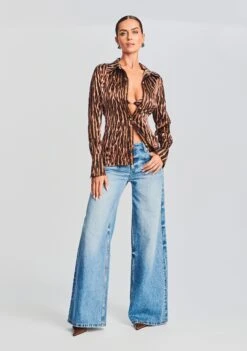 Olsen Silk Top 9 Olsen Silk Top -Retrofete Clothing Shop Ecommerce Crop 230718 SET2 OLSENTOP MONETBRA 4256 ECOMM