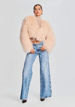 Luxe Fur Jacket -Retrofete Clothing Shop Ecommerce Crop 230815 SET2 LUXEJACKET PIPERSWEATER SUTTONJEAN 0051 ECOMM