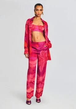 Soma Oversized Shirt 9 Soma Oversized Shirt -Retrofete Clothing Shop Ecommerce Crop 231128 SOMABANDEAU SOMASHIRT SOMAPANTS 0330 ECOMM 8875d69d b423 41a9 9330 29c7ef795945