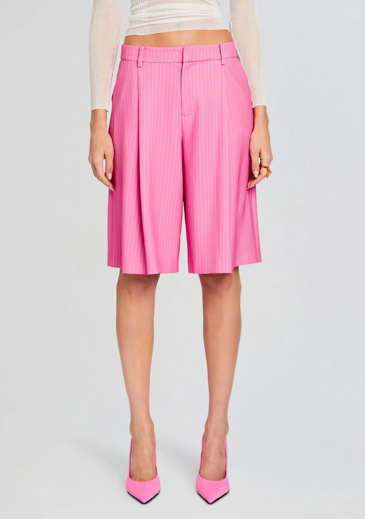 Pearl Short 1 Pearl Short