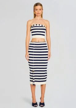 Cleat Knit Skirt -Retrofete Clothing Shop Ecommerce Crop 24 01 11 CONSTANCETOP CLEATSKIRT CREAMNAVY 0623 ECOMM 532cab41 63e1 4864 adeb d8e1ee64beef