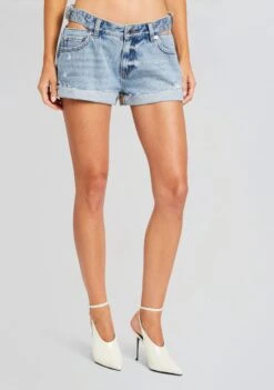 Ingred Boyfriend Short