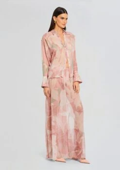 Ramona Silk Chiffon Shirt -Retrofete Clothing Shop Ecommerce Crop 24 03 13 ZECAPANT RAMONSHIRT DUSTYPINKBOTANICAL 2031 ECOMM 262ab064 eed2 409a acf7 e2161ac7e1fa