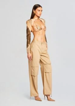 Hera Shrug -Retrofete Clothing Shop Ecommerce Crop 24 04 17 HERASHRUG AVELINEBRA COATEDSANDDUST 0730 ECOMM