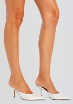 Ariel Mule 9 Ariel Mule -Retrofete Clothing Shop Ecommerce Crop 24 06 25 ARIEL MULE WHITE 1380 ECOMM scaled