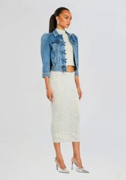 Mauve Denim Jacket -Retrofete Clothing Shop Ecommerce Crop 24 07 31 MAUVEDENIMJACKET OASIS KOKOSKIRT KALITOP LIGHTGREY 1018 ECOMM