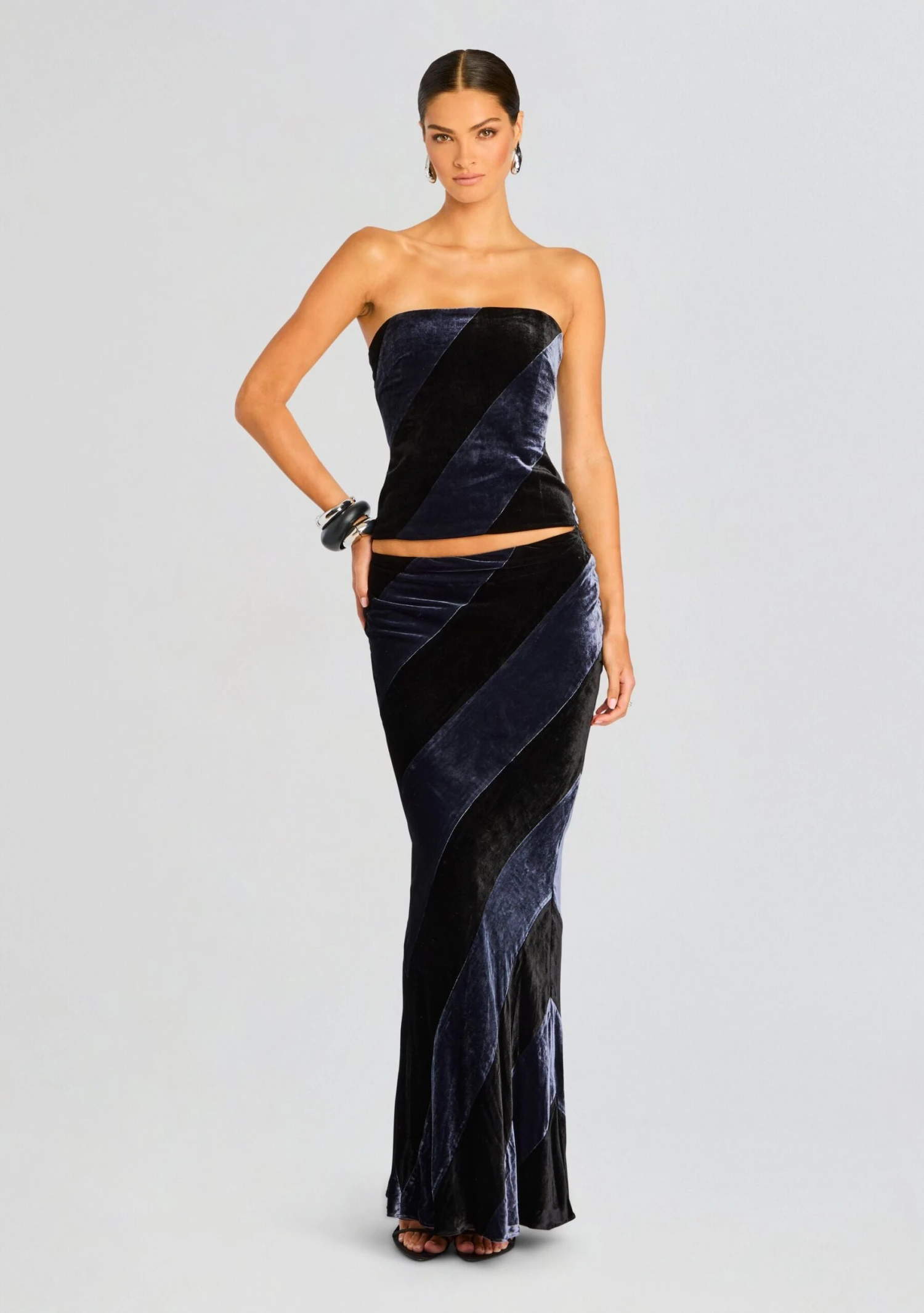 Venus Velvet Skirt 2 Venus Velvet Skirt - Image 2