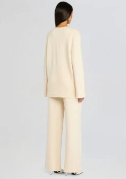 Tundra Sweater -Retrofete Clothing Shop Ecommerce Crop 24 09 26 TundraKnitSweater JunaKnitPant Eggshell 0044 ECOMM e9907612 e2a4 4de7 a235 99ed21128d01