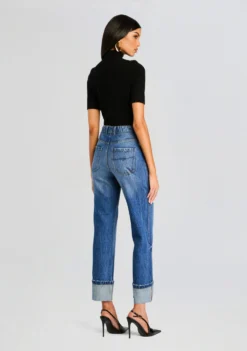 Parker High Rise Jean 7 Parker High Rise Jean -Retrofete Clothing Shop Ecommerce Crop 24 09 26 YunaFuzzyKnitTop ParkerHighRiseJeanLowTide Black 0056 ECOMM e323aecd dfbf 427b a08d 8abdc51b76ce scaled