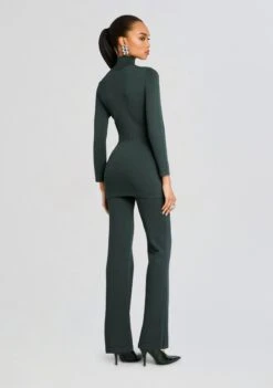 Romina Knit Top -Retrofete Clothing Shop Ecommerce Crop 24 10 09 RominaKnitTop JulietteKnitPant ForestGreen 0041 ECOMM b4eac3eb 0c6e 45df b8e9 9457a80cc013