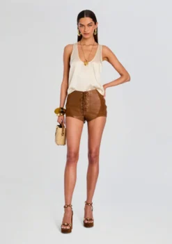 Agda Suede Short -Retrofete Clothing Shop Ecommerce Crop 25 04 08 Agda Suede Short Cognac 0009 ECOMM scaled