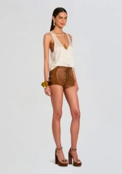 Agda Suede Short 7 Agda Suede Short -Retrofete Clothing Shop Ecommerce Crop 25 04 08 Agda Suede Short Cognac 0028 ECOMM