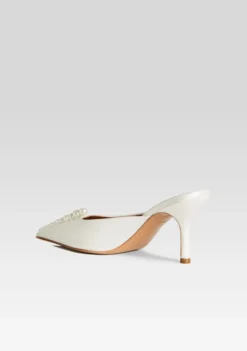 Ariel Mule 8 Ariel Mule -Retrofete Clothing Shop Ecommerce Crop ARIELMULE WHITE 033 ECOMM scaled