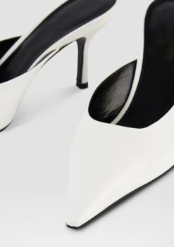 Daphne Leather Mule 8 Daphne Leather Mule -Retrofete Clothing Shop Ecommerce Crop DaphneMule White 4 ECOMM