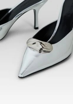 Francesca Leather Kitten Mule -Retrofete Clothing Shop Ecommerce Crop HL25 FrancescaLeatherKittenMule ShinySilver 397 ECOMM