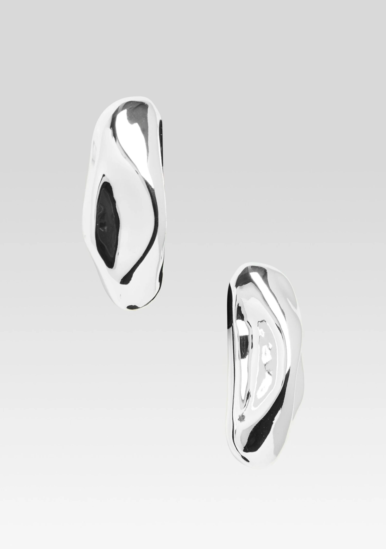 Fortunara Earring 2 Fortunara Earring - Image 2