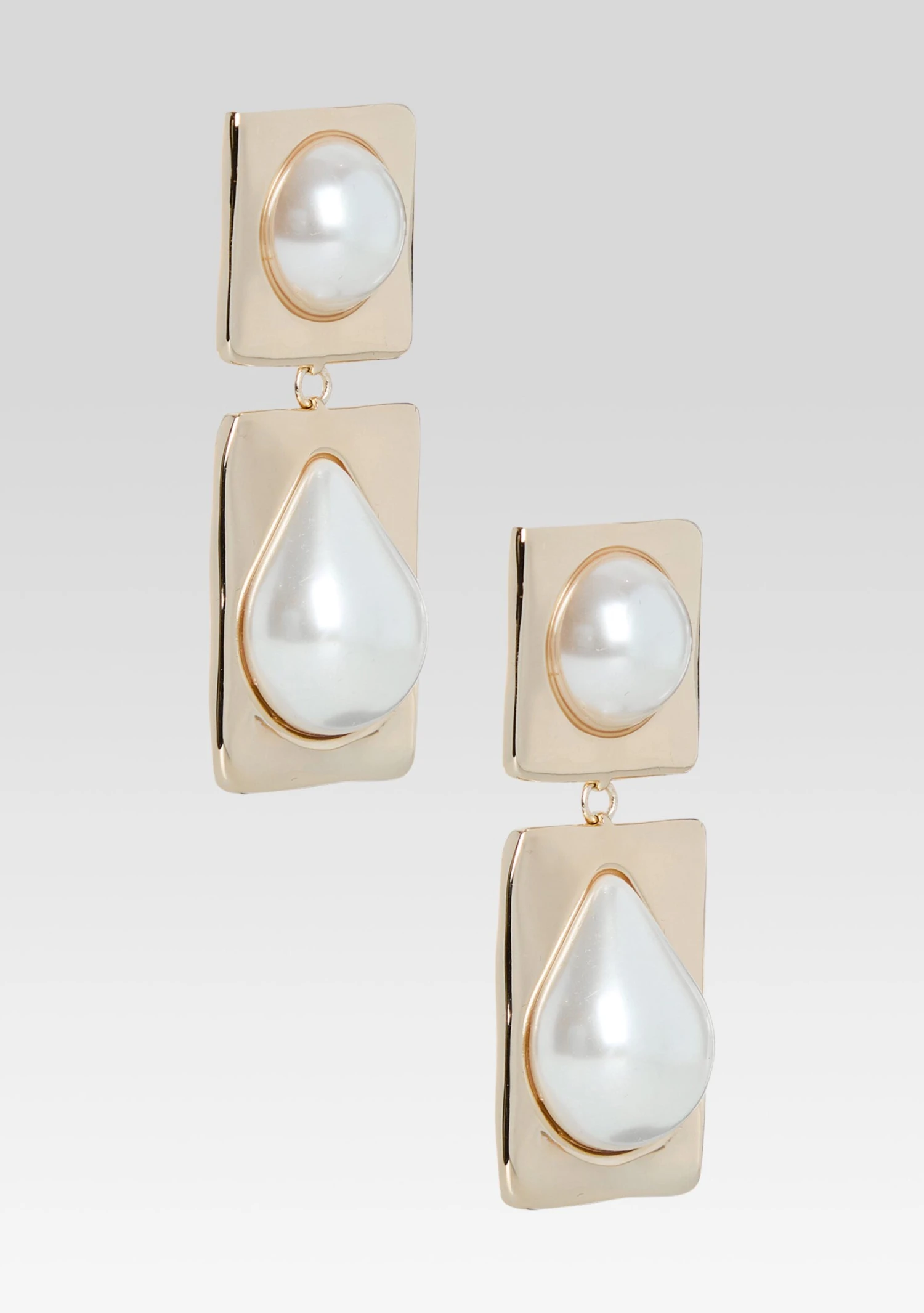 Savannah Pearl Drop Earrings 3 Savannah Pearl Drop Earrings - Image 3